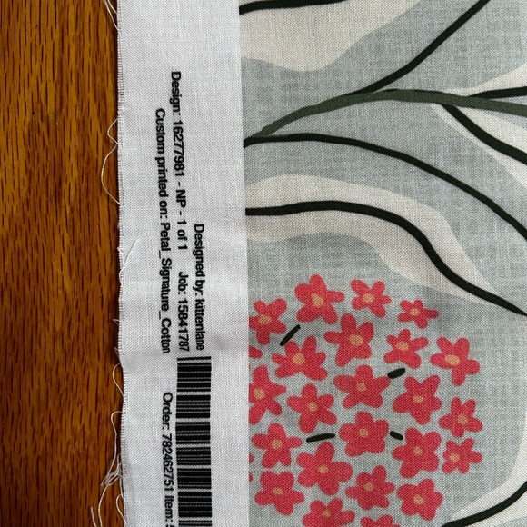 Floral Patterned Fabric - Picture 3 of 3